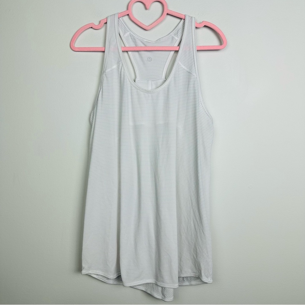 Lululemon Essential Tank Scallop Texture Heathered White Size 10